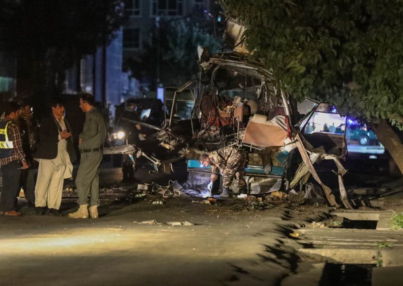 Najmanje 10 civila poginulo u eksplozijama u Kabulu