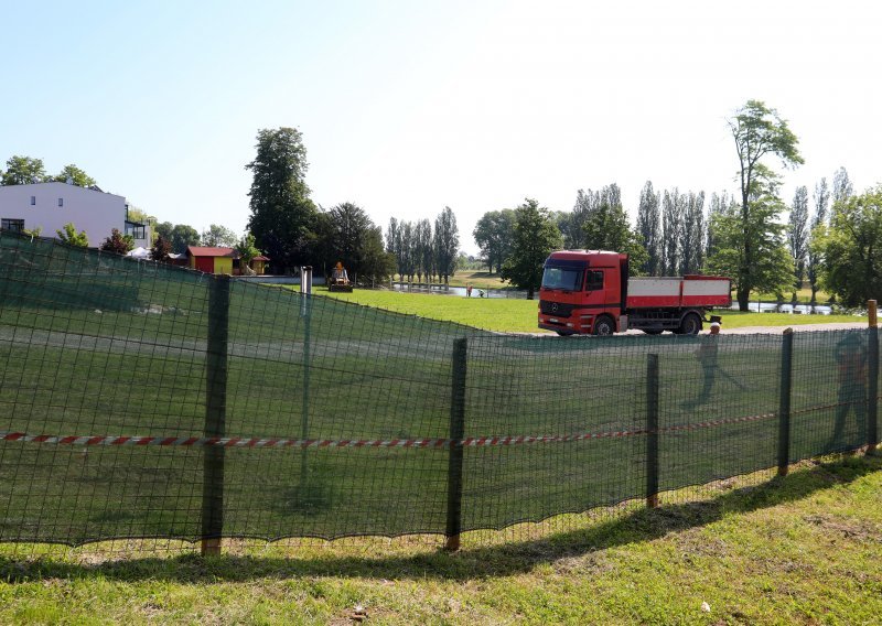 Možemo!: Besraman je početak mandata karlovačkoga gradonačelnika Mandića