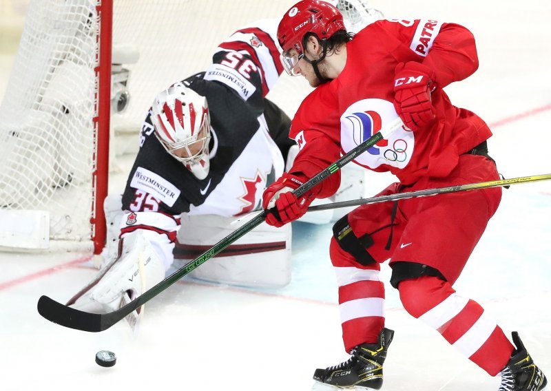 Kanađani nakon produžetka u hokejaškom klasiku svladali Ruse, Finci jedva dobili Čehe i izborili polufinale SP-a