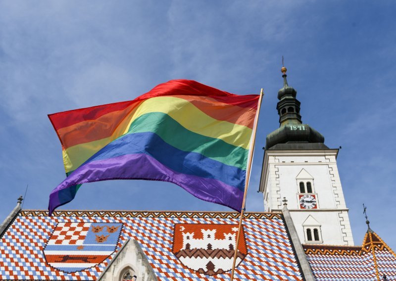 Hrvatska priznaje istospolne brakove iz inozemstva, može se registristrirati partnerstvo, ali ne može upisati dijete