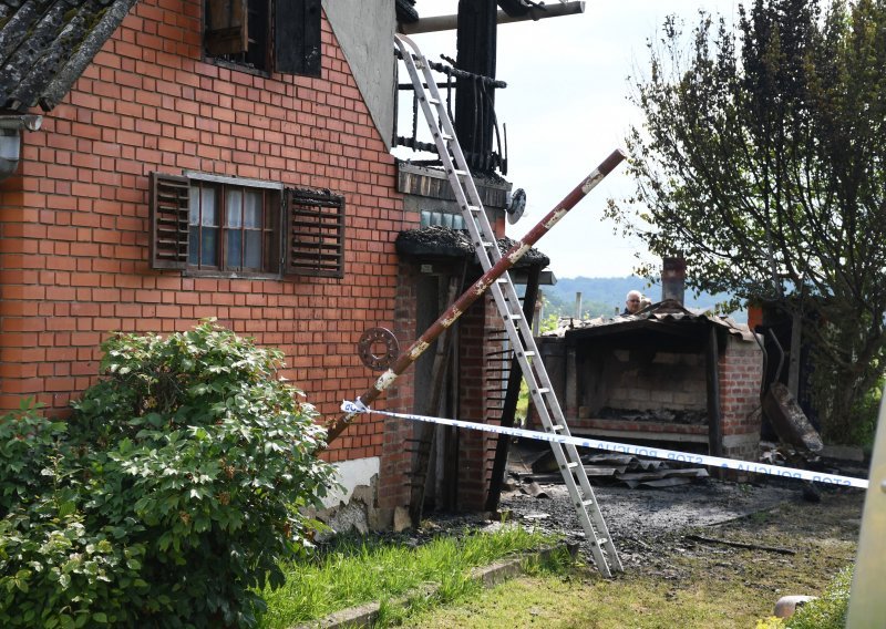 [FOTO] Tragedija kod Bjelovara: Dva mladića poginula u požaru nakon tuluma, jedan od njih se mijenjao za smjenu