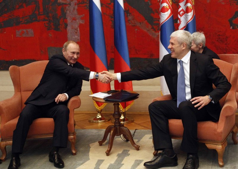 Putin presents South Stream's possibilities for Serbia