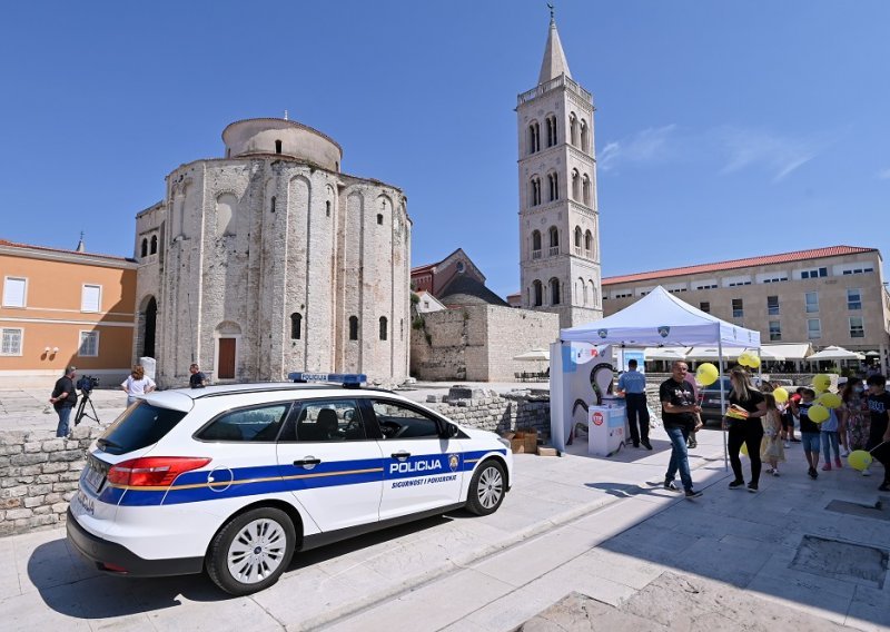 U sklopu kampanje STOP NEOSIGURANIM VOZILIMA održana edukativno-informativna akcija u Zadru