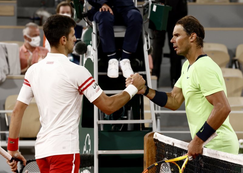 Pravi pothvat je pobijediti Rafaela Nadala u Roland Garrosu; evo što je sve rekao emotivni Novak Đoković poslije rušenja 'kralja zemlje'
