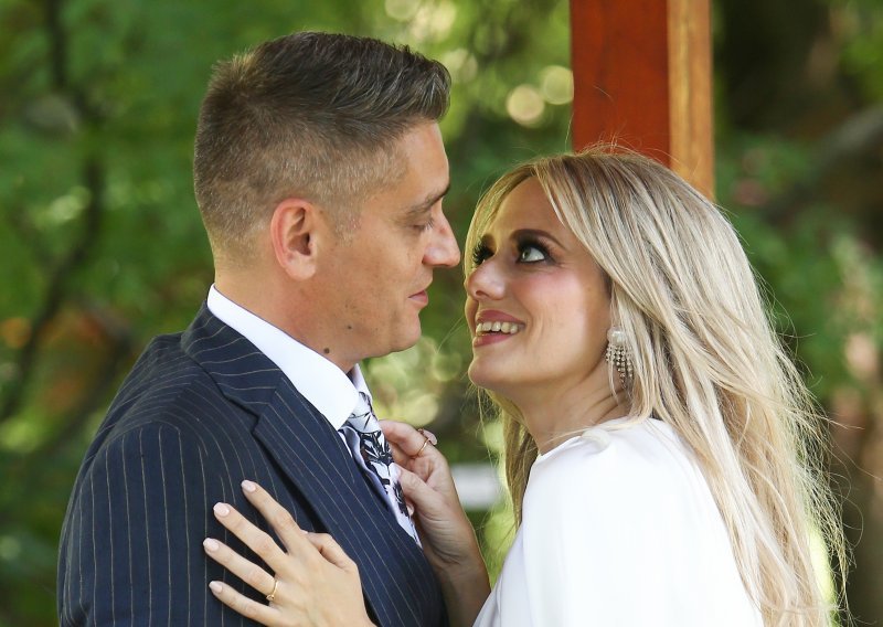Prvi dani braka: Jelena Veljača nakon bajkovitog vjenčanja otputovala sa suprugom