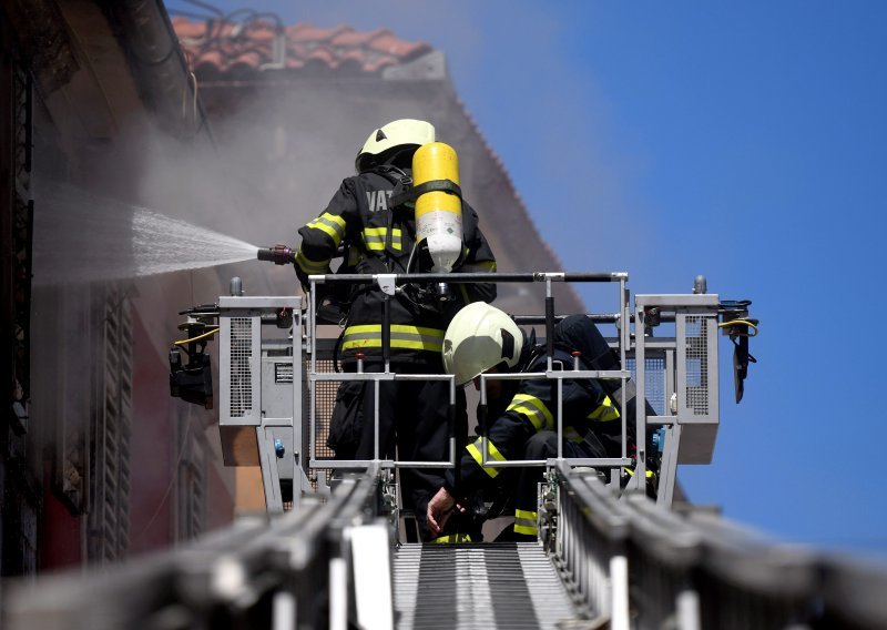 Poznatom zadarskom radijskom voditelju u požaru izgorio stan: U trenutku ostaneš bez svega. Bože pomozi!