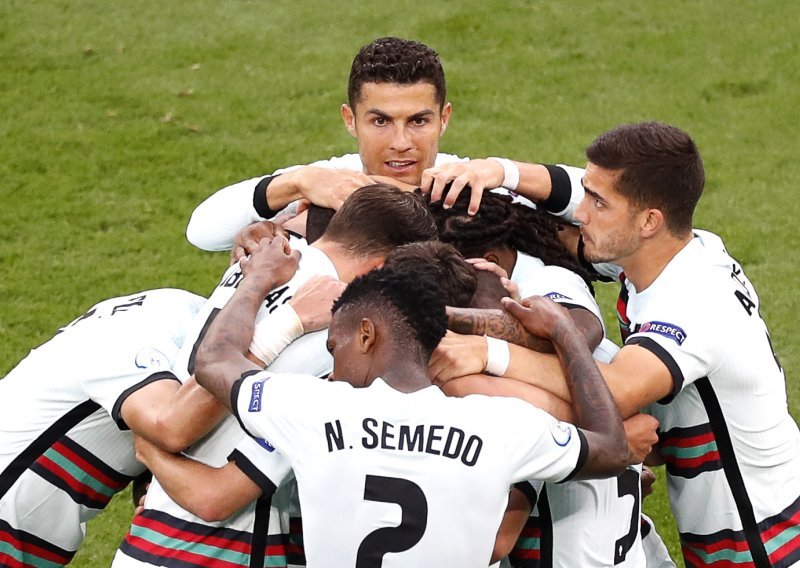 Portugal u završnici slomio i rasplakao hrabre Mađare; Cristiano Ronaldo zabio dva pogotka i postao najbolji golgeter Eura svih vremena