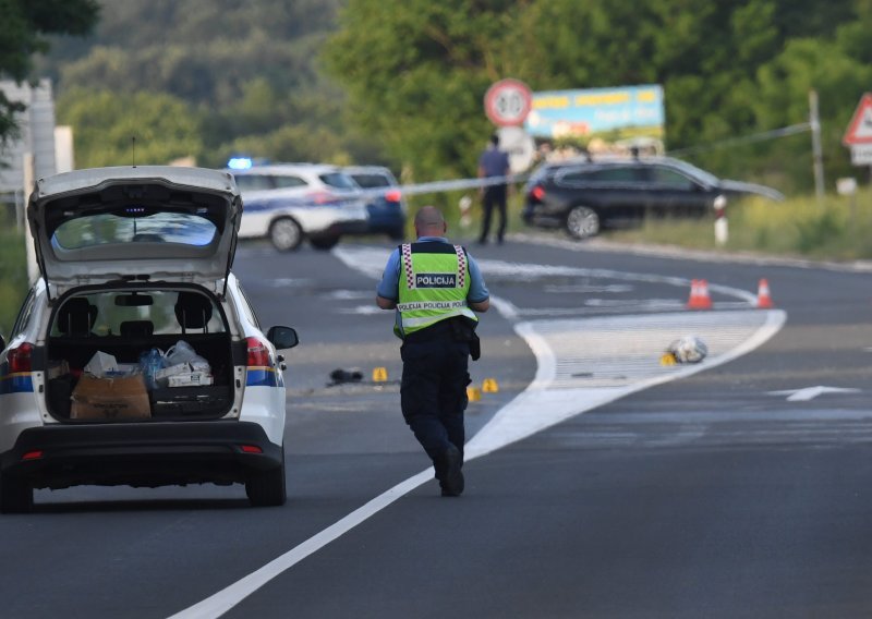 Poginulih na cesti više nego lani, a ovaj vikend crni niz se nastavio. Pogledajte sa kakvim se sve prekršajima bori policija