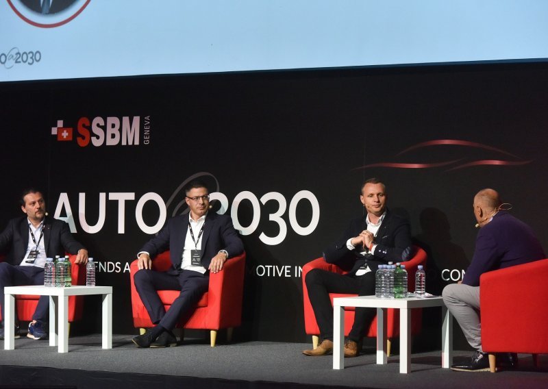 [FOTO] Održana prva konvencija autoindustrije Auto@2030 Adria: Budućnost automobila u 2030. je električna