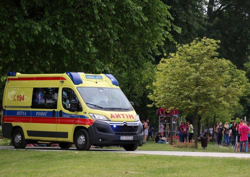 Osmaši se spontano okupili na Jarunu i Bundeku: 14-ogodišnjak u vrlo ozbiljnom stanju završio u Klaićevoj nakon što je popio litru votke