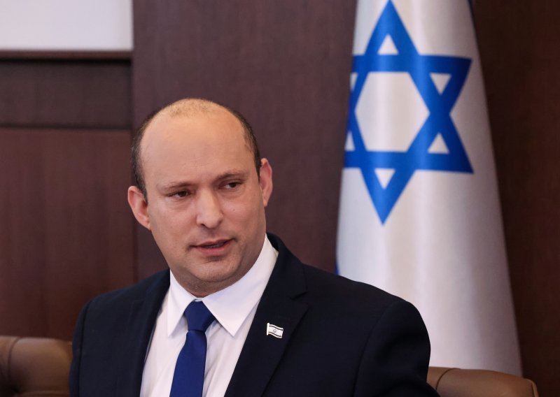 Izraelski premijer Naftali Bennett primio treću dozu cjepiva