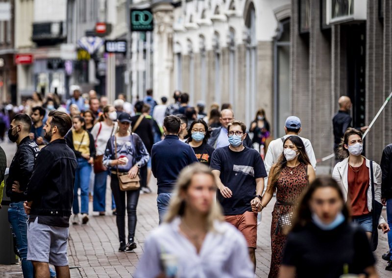 Strepnja u susjedstvu: 'Svim sredstvima pripremamo se na četvrti val epidemije. Nije više pitanje hoće li on doći nego kada će!'