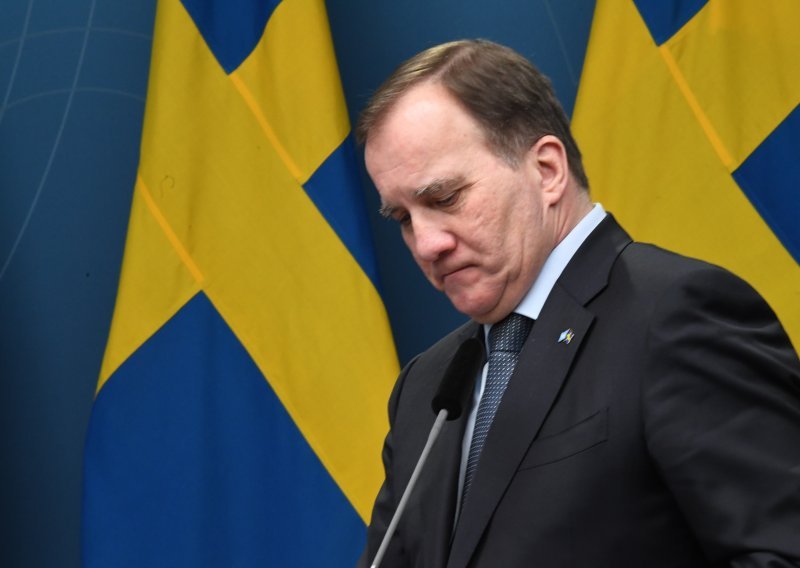 [FOTO] Povijesni dan u Švedskoj: Lofven postao prvi premijer kojeg je smijenio parlament