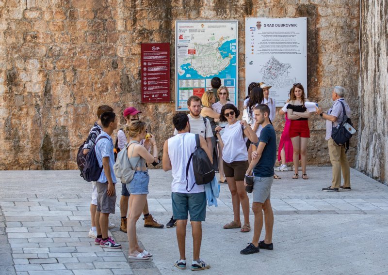 Slovenske turiste zatekla odluka da se dobar dio Hrvatske našao u 'narančastoj' zoni