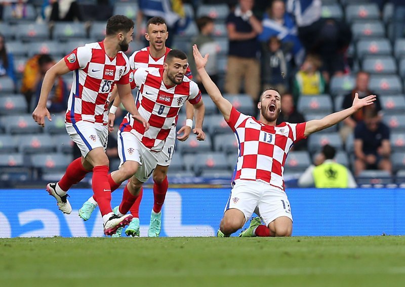 [FOTO] Napokon smo dočekali Hrvatsku kakvu želimo gledati; posve je nadigrala Škotsku i s drugog mjesta izborila osminu finala