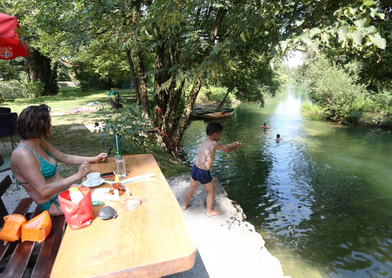 Sunčano i vruće u cijeloj Hrvatskoj, uz veliku opasnost od toplinskog vala u unutrašnjosti i na dijelu Jadrana