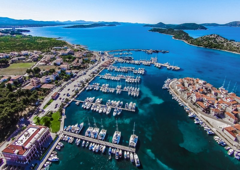 [FOTO] Marina Tribunj, popularna nautička destinacija pridružena je premium marinama grupacije D-Marin