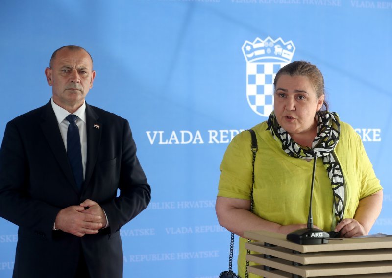 Medved se sastao s obiteljima nestalih u Domovinskom ratu, pa se obrušio na Škoru
