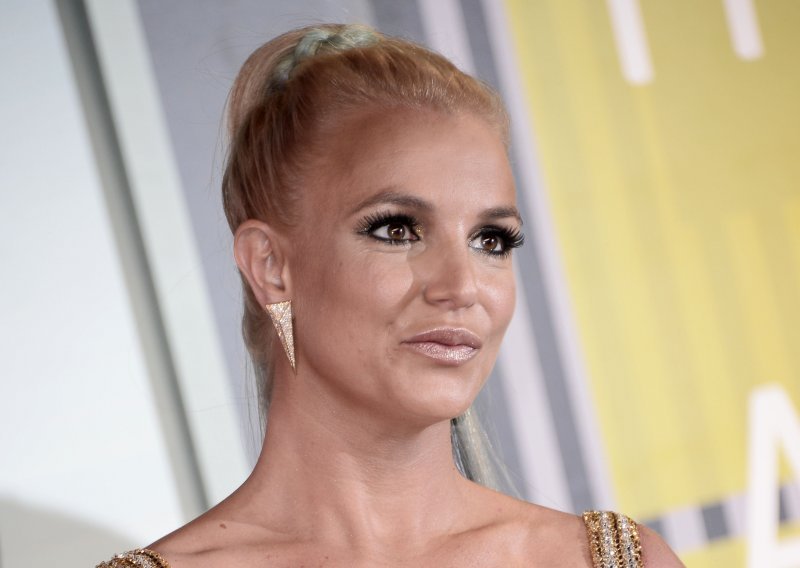Očajna Britney Spears: 'Samo želim nazad svoj život, nisam ovdje da bih bila nečiji rob'