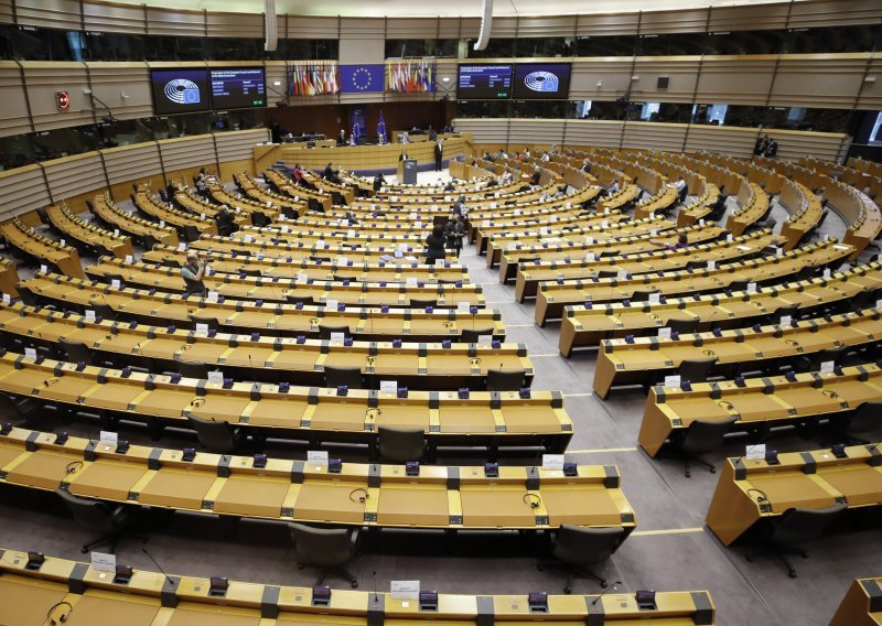 EU parlament: Hrvatska ispunila sve uvjete za Schengen, uz dva nedostatka. Dva hrvatska zastupnika glasala protiv