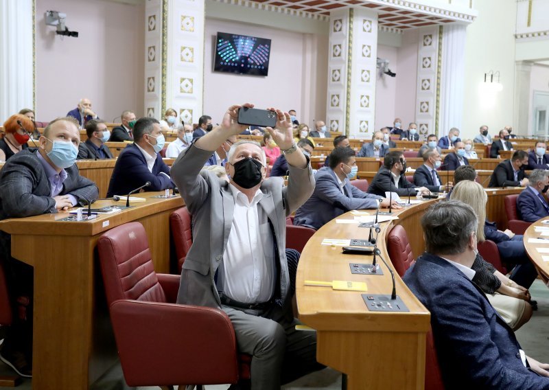 [FOTO] Zlata Đurđević nije izabrana za predsjednicu Vrhovnog suda, protiv nje je glasao 81 zastupnik