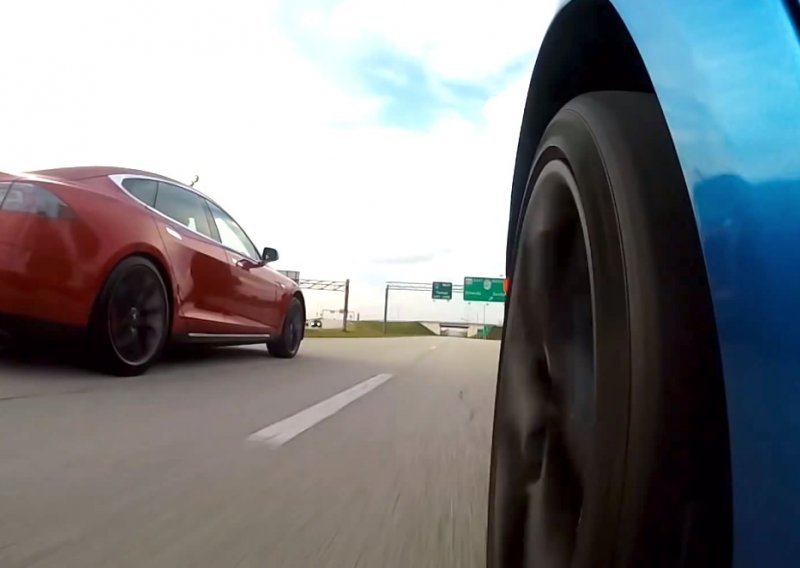 Novi Tesla S zamalo je brži od Lamborghinija!