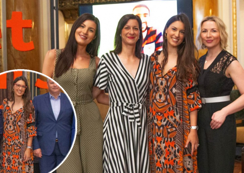 U dom Čilića uskoro stiže prinova: Zanosna Kristina Milković Čilić prvi put od objave sretne vijesti pokazala je trudnički trbušćić, a svi će se složiti kako joj trudnoća zaista godi