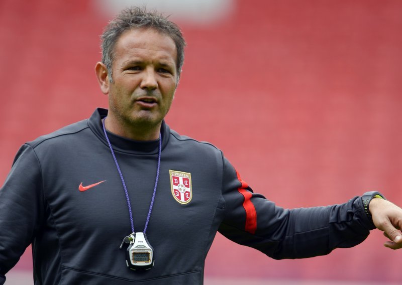 Mihajlović nije kupovao oružje u ratu