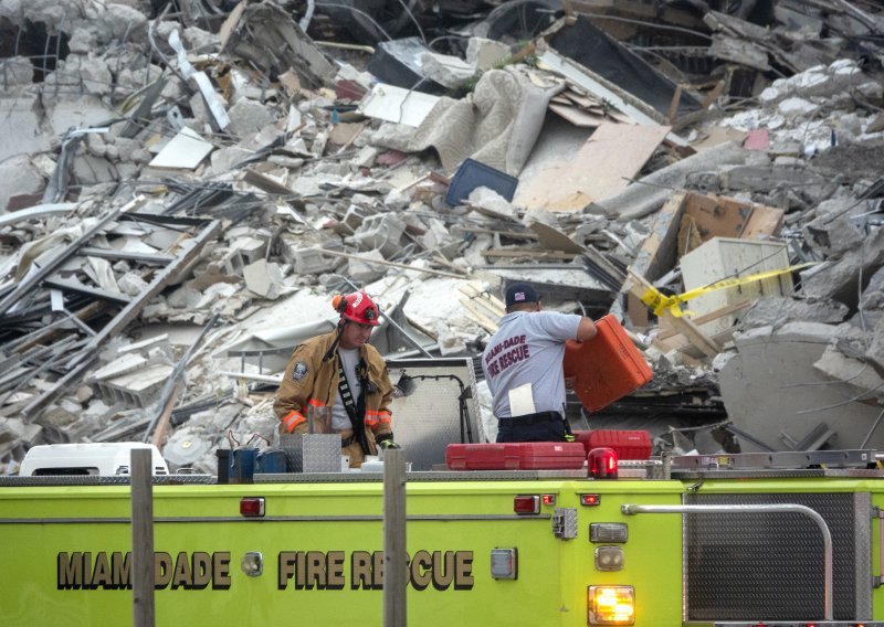 Srušena zgrada na Floridi: Dvije nove žrtve, među kojima kći vatrogasca, ukupno 20