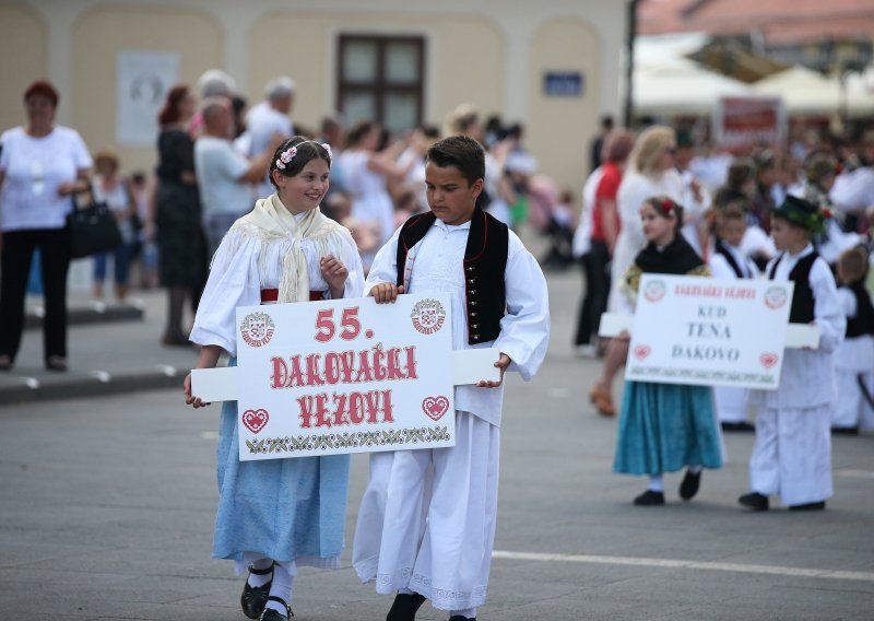 Na 'Malim vezovima' u Đakovu 14 dječjih skupina