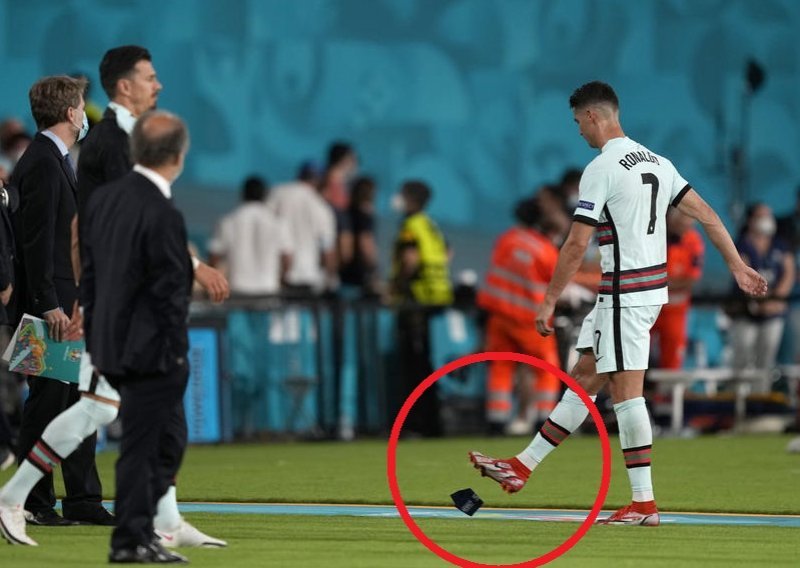 [FOTO] Zbog ovog skandaloznog poteza Cristiano Ronaldo se ponovno našao na udaru navijača: Nije mu prvi put, za ovo jednostavno nema oprosta!