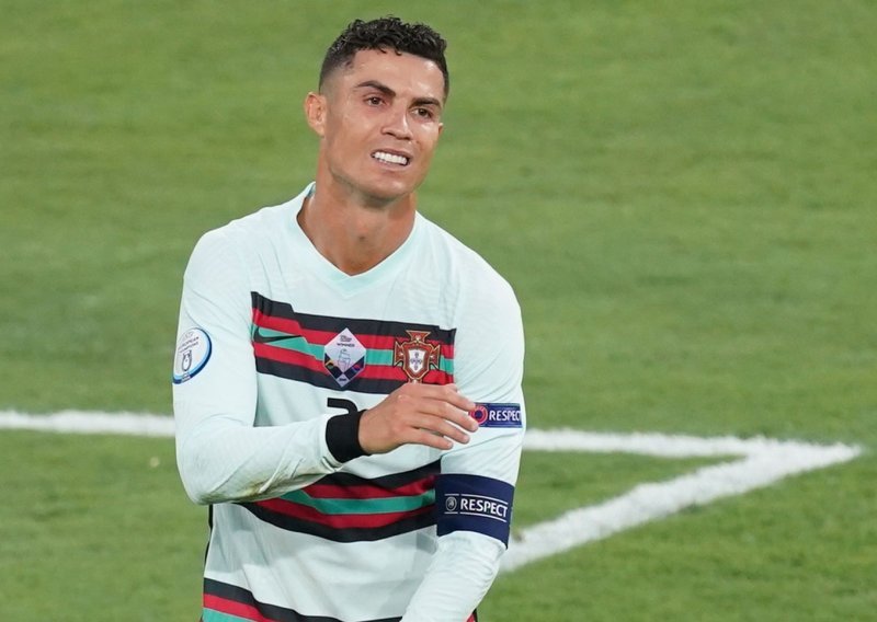Napokon se oglasio i razočarani Cristiano Ronaldo; obrisao je suze i poslao jasnu poruku portugalskim navijačima