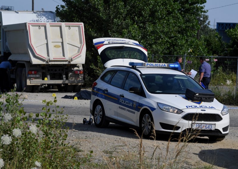 Zagreb: Biciklist poginuo u prometnoj nesreći s teretnim vozilom