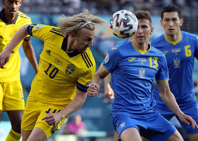 [FOTO] Ukrajina zabila u sudačkoj nadoknadi drugog produžetka i stigla na prag četvrtfinala Eura