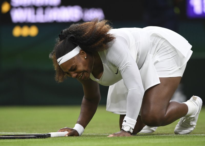 [FOTO] Dramatične scene iz Wimbledona; Serena Williams se u suzama povukla s turnira kojeg je osvojila čak sedam puta