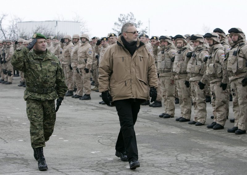 Božinović: Čizma NATO-ovih vojnika neće stupiti na libijsko tlo'