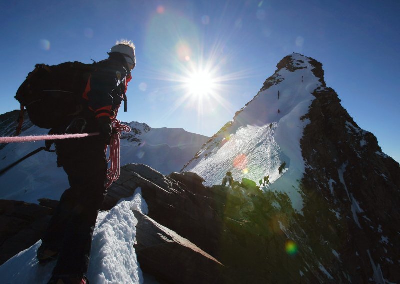 Dvije žene se smrznule u Alpama na 4630 m nadmorske visine, muškarac spašen