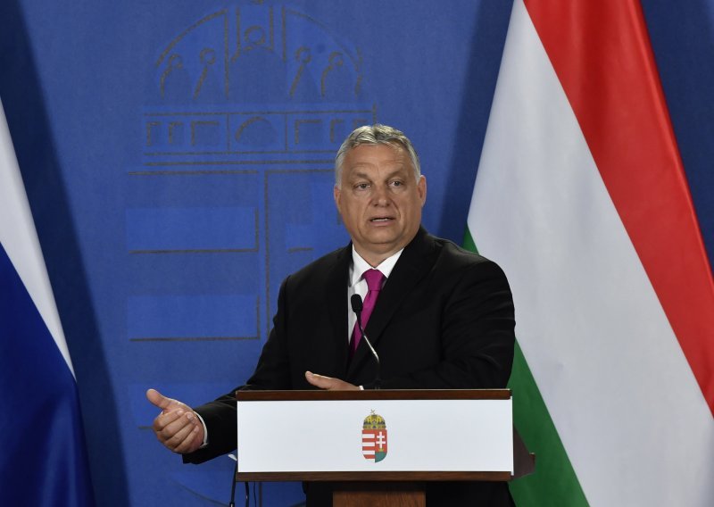 Oglasio se Orban: Stav Europske komisije oko mađarskog zakona je sramotan, to je legalizirano huliganstvo!