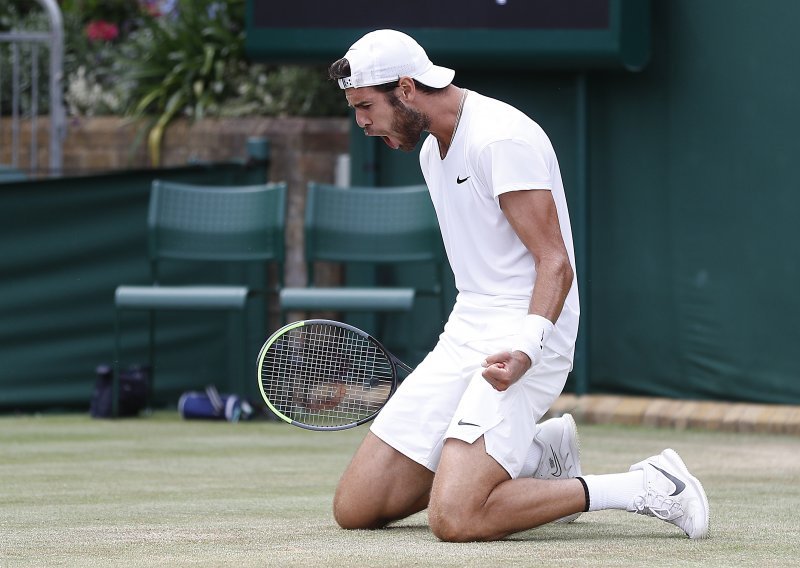 [FOTO] Odigran jedan od najčudnijih mečeva u povijesti Wimbledona; odlučujući set bio je najbizarniji ikad na ovom Grand Slamu