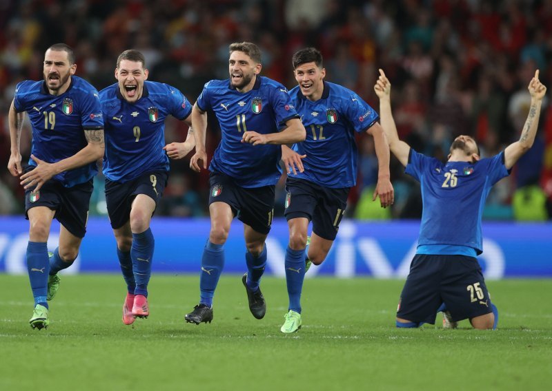 Euforični Talijani tek su nakon penala pobijedili Španjolce i izborili plasman u finale Europskog prvenstva: Mnogi nisu vjerovali u nas...