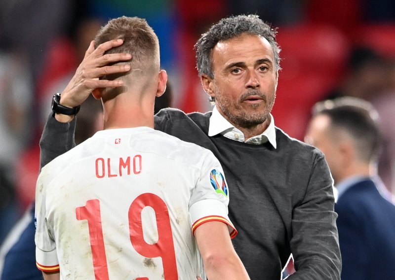 [FOTO] Dani Olmo bio je neutješan nakon promašenog penala, a izjave španjolskog izbornika najbolje govore što ga tek čeka...