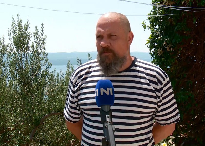 Ministarstvo branitelja: Dežulović u kolumni vrijeđa žrtvu Vukovara