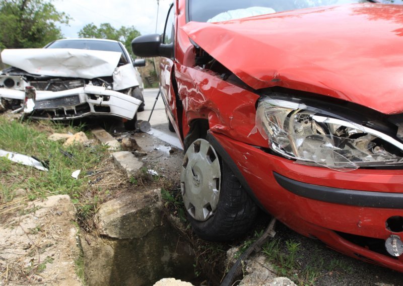 Njemački ADAC upozorava na prevarante i lažnu pomoć na cestama u Hrvatskoj