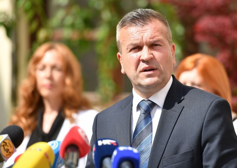 Varaždinski župan Stričak: Četvrti val koronavirusa je neizbježan
