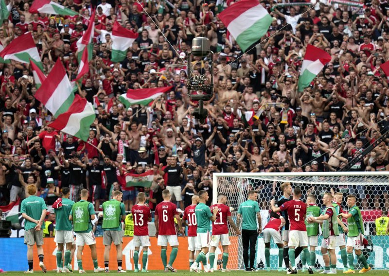 Dok nogometna javnost čeka kako će kažnjeni biti Englezi, Uefa se prvo obračunala s Mađarima