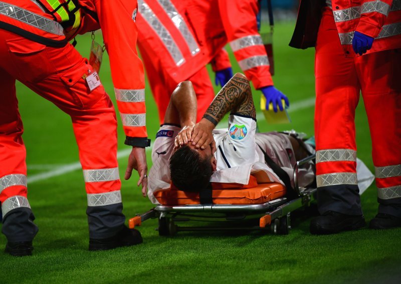 Talijanima na Wembley dolazi posebno pojačanje: Bit ću na tribinama Wembleyja sa štakama, ali moram biti oprezan pa ću skakutati na jednoj nozi