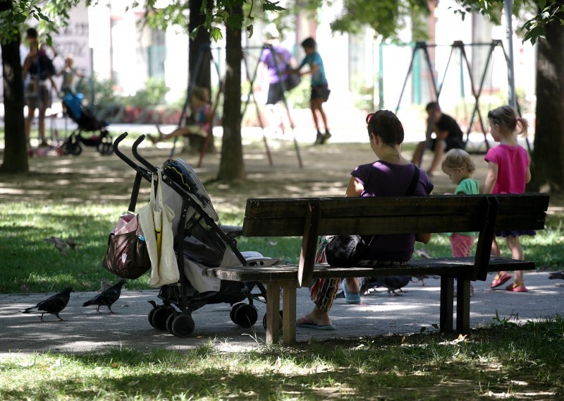 Roditelji odgojitelji o ukidanju potpore: Svaki potencijalni korisnik mjere još uvijek ima pravo predati zahtjev