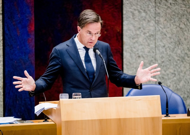 Nizozemski premijer ispričao se za ublažavanje mjera jer broj zaraženih raste