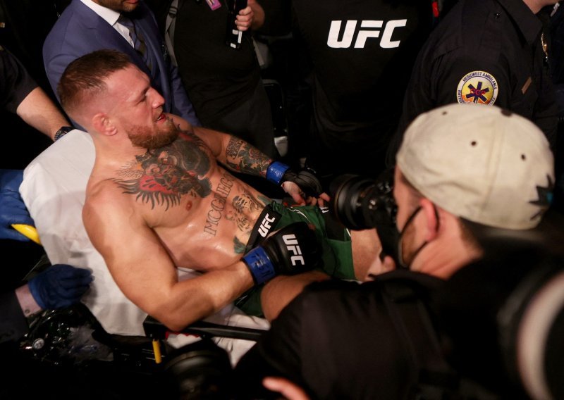 Nakon operacije oglasio se Conor McGregor; otkrio je koliko će dugo biti na štakama, a nije ni propustio 'bocnuti' suparnika