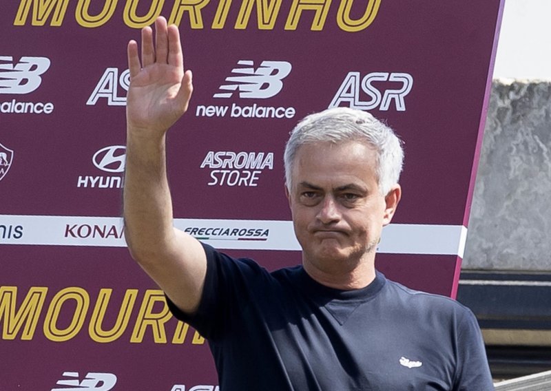 Jose Mourinho doveo svoje prvo pojačanje u novom klubu; Roma za 11.5 milijuna eura osnažila zadnju liniju i najavila borbu za vrh